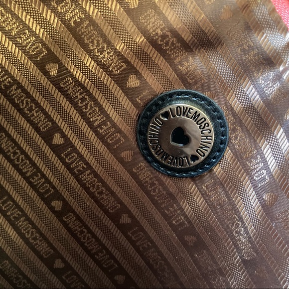 Love Moschino saffiano leather wristlet - Picture 5 of 8